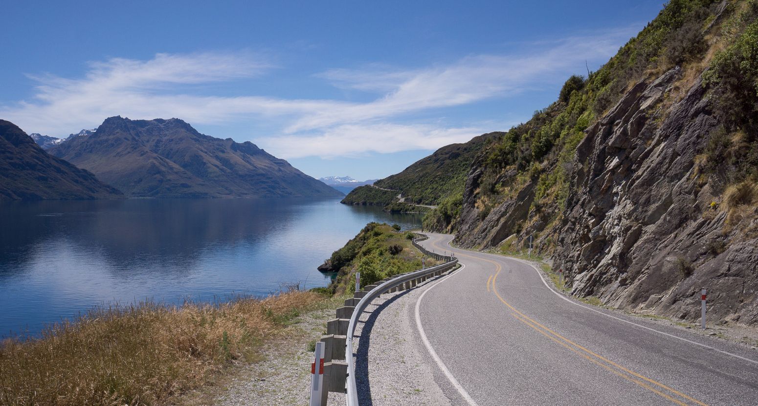 Lake Wakatipu from the road to Milford Sound, New Zealand
